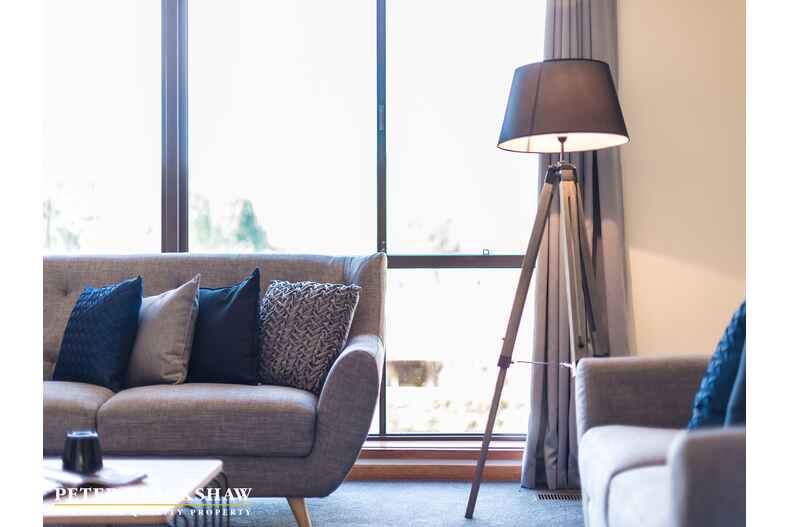 55 Enid Lorimer Circuit Chisholm 55 Enid Lorimer Circuit Chisholm