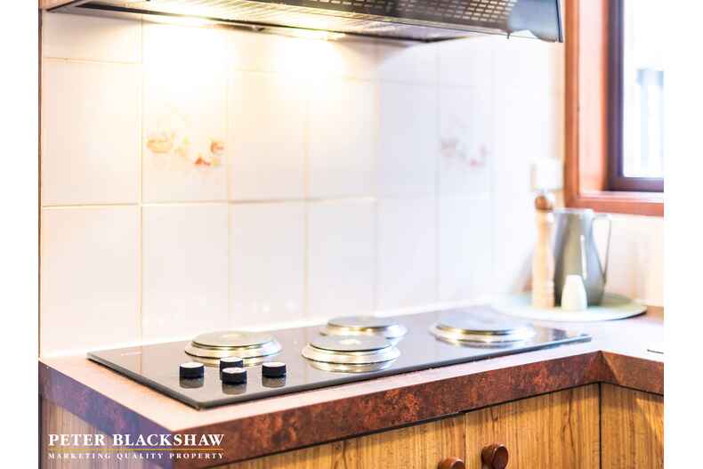 55 Enid Lorimer Circuit Chisholm 55 Enid Lorimer Circuit Chisholm