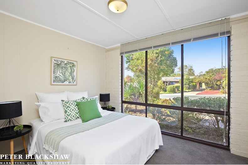 42 Barnard Circuit Florey 42 Barnard Circuit Florey