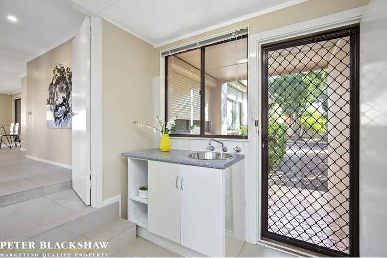 42 Barnard Circuit Florey 42 Barnard Circuit Florey