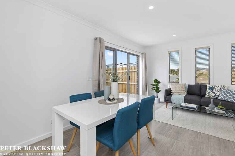 26 Helmrich Street Moncrieff 26 Helmrich Street Moncrieff