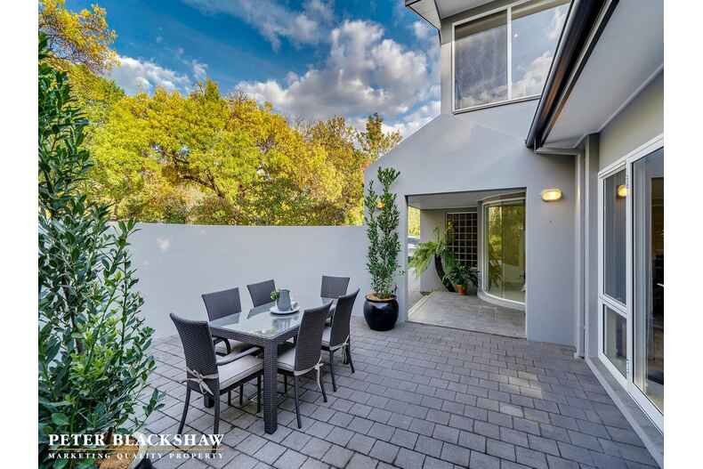 13 Clarke Street Yarralumla 13 Clarke Street Yarralumla