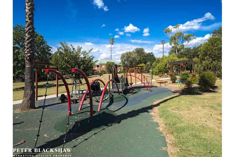 17/9 MacQuoid Street Queanbeyan