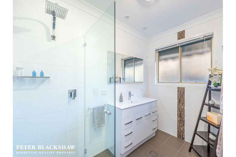 5 Andrew Crescent Calwell 5 Andrew Crescent Calwell