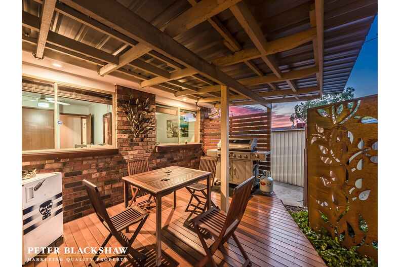 5 Andrew Crescent Calwell 5 Andrew Crescent Calwell
