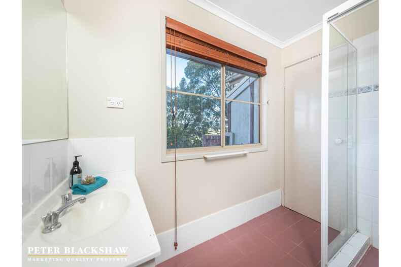 1 Noble Close Ngunnawal