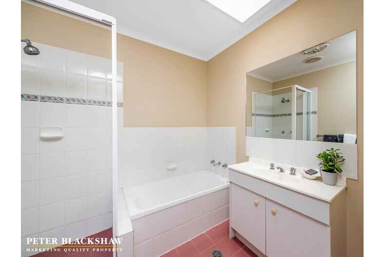 1 Noble Close Ngunnawal