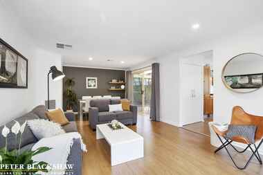 13/8 Zamia Place Palmerston