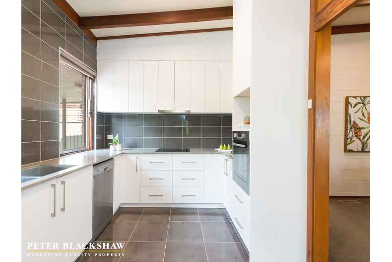 129 Mackenzie Street Hackett 129 Mackenzie Street Hackett