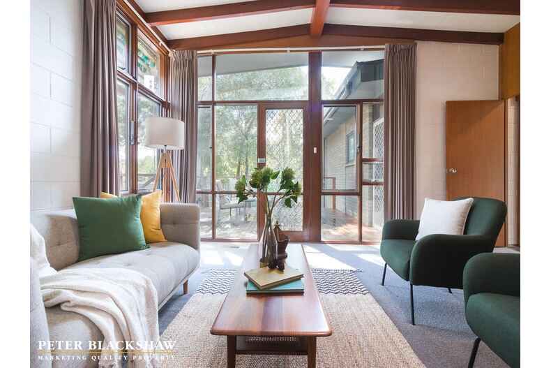 129 Mackenzie Street Hackett 129 Mackenzie Street Hackett