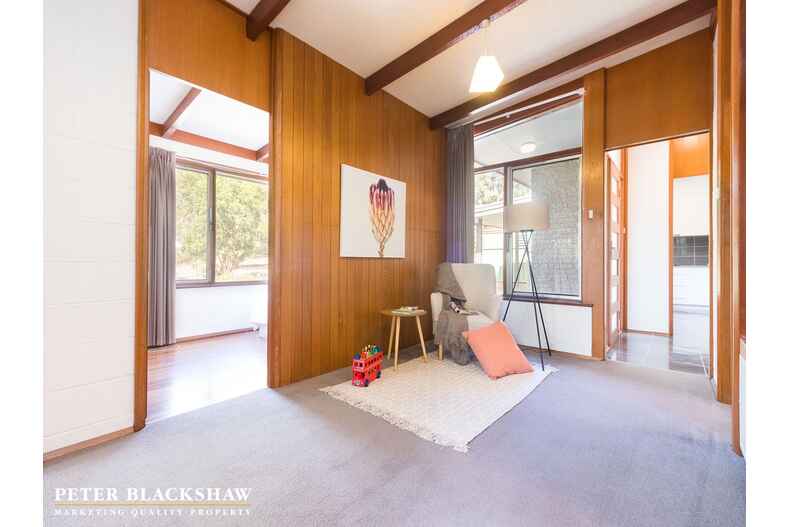 129 Mackenzie Street Hackett 129 Mackenzie Street Hackett