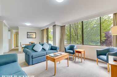 102/2 Marcus Clarke Street City