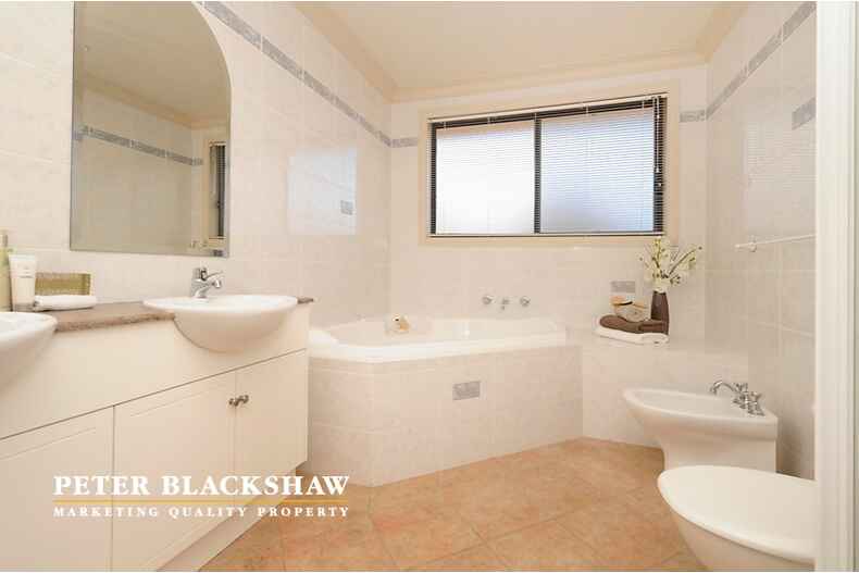 8 Tazewell Circuit Nicholls 8 Tazewell Circuit Nicholls