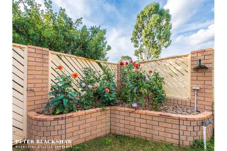 2 Tatchell Street Calwell 2 Tatchell Street Calwell