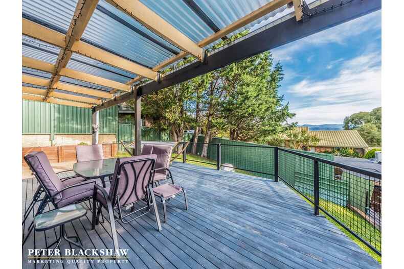 2 Tatchell Street Calwell 2 Tatchell Street Calwell