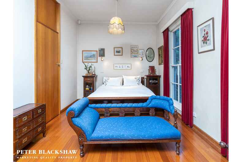 14 Bent Street Turner 14 Bent Street Turner