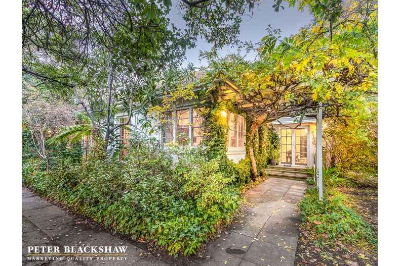 14 Bent Street Turner 14 Bent Street Turner