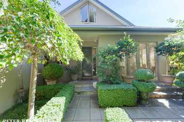 11 Newman Street Yarralumla