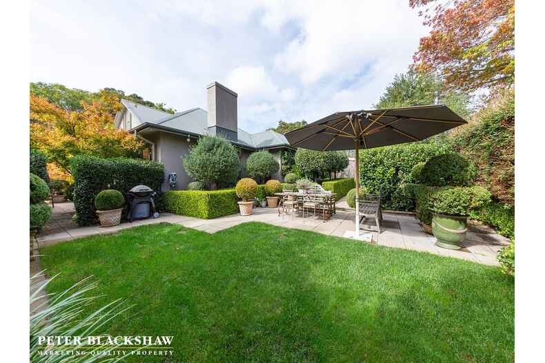 11 Newman Street Yarralumla 11 Newman Street Yarralumla