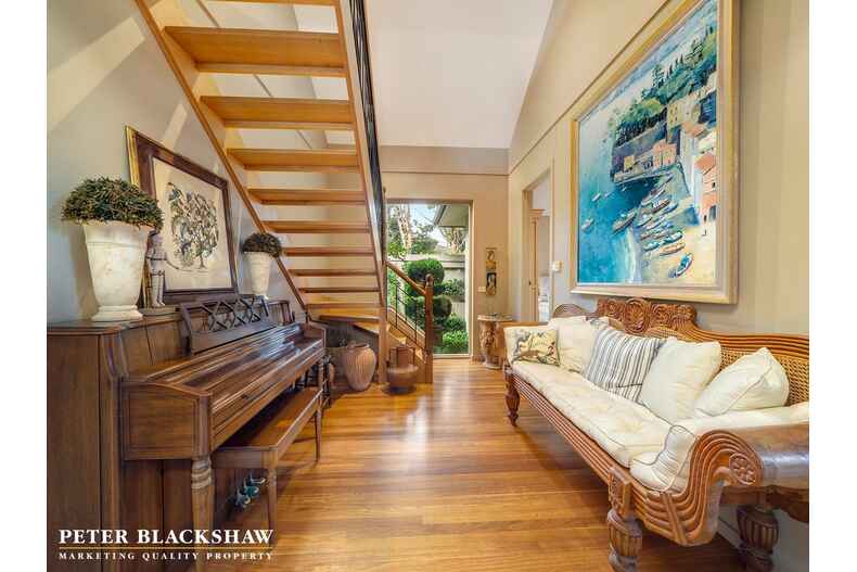 11 Newman Street Yarralumla 11 Newman Street Yarralumla