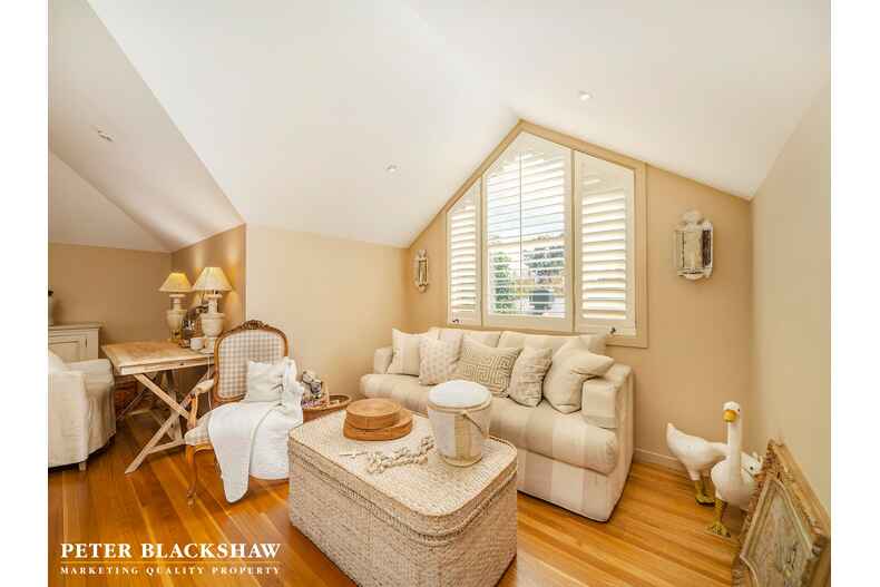 11 Newman Street Yarralumla 11 Newman Street Yarralumla