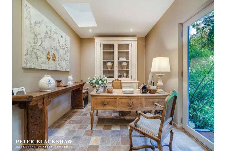 11 Newman Street Yarralumla 11 Newman Street Yarralumla