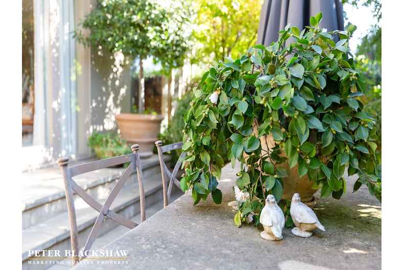 11 Newman Street Yarralumla 11 Newman Street Yarralumla