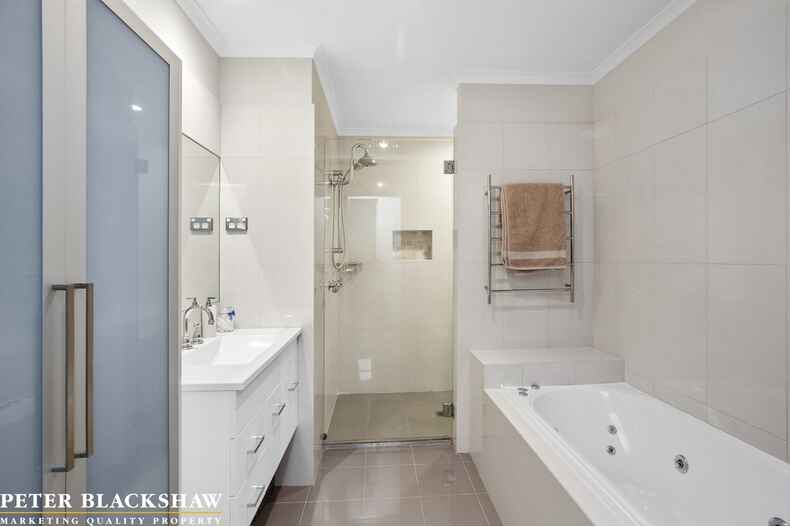 4 Rubeo Street Forde 4 Rubeo Street Forde