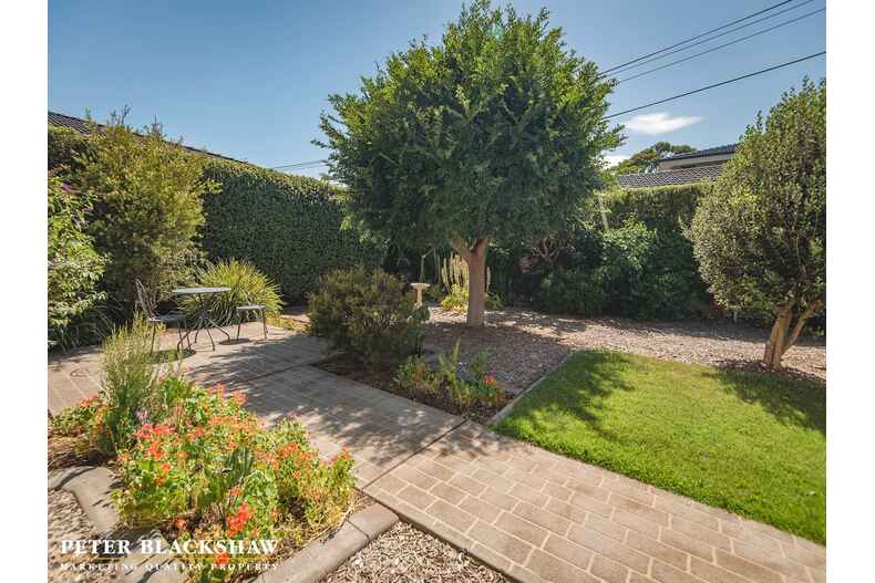 24 Rodway Street Yarralumla 24 Rodway Street Yarralumla
