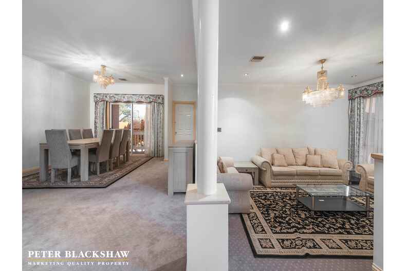 24/10 Taronga Place O'Malley