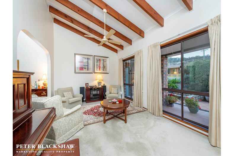 59 Chataway Crescent Fadden 59 Chataway Crescent Fadden