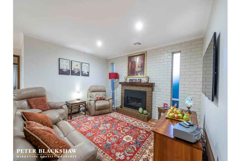 59 Chataway Crescent Fadden 59 Chataway Crescent Fadden