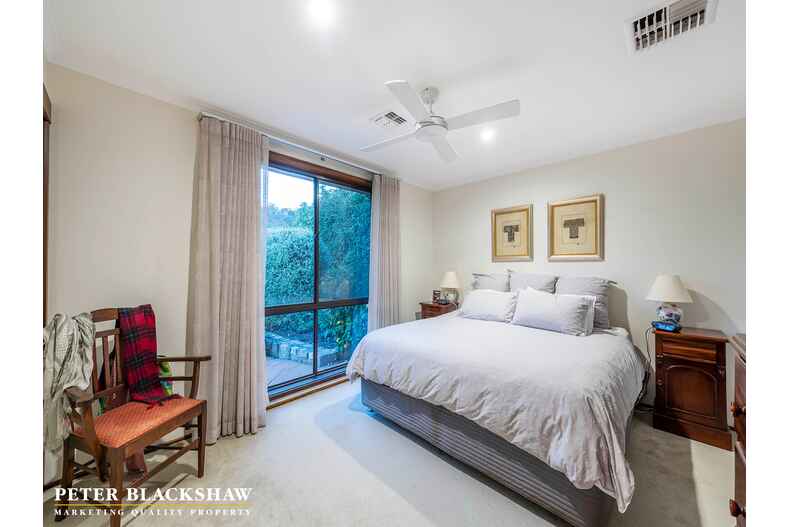 59 Chataway Crescent Fadden 59 Chataway Crescent Fadden