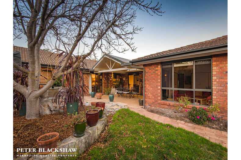 59 Chataway Crescent Fadden 59 Chataway Crescent Fadden