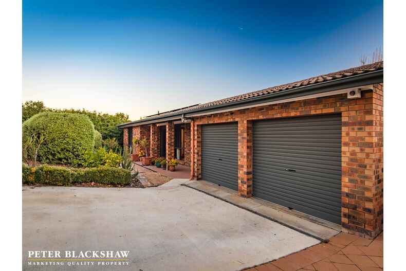 59 Chataway Crescent Fadden 59 Chataway Crescent Fadden