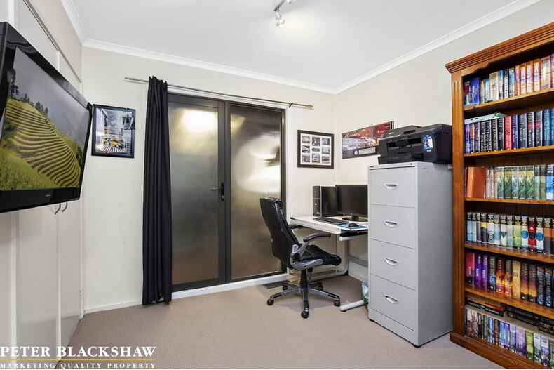 9 McArthur Place Latham