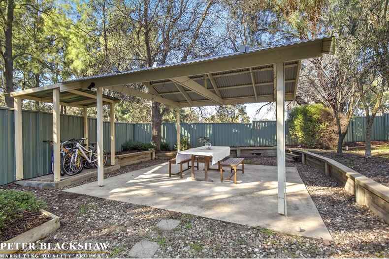 9 McArthur Place Latham