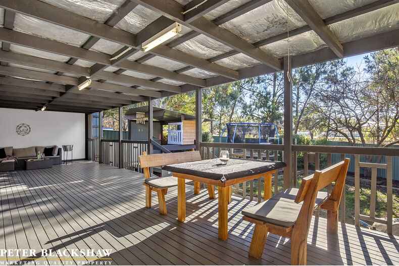 9 McArthur Place Latham