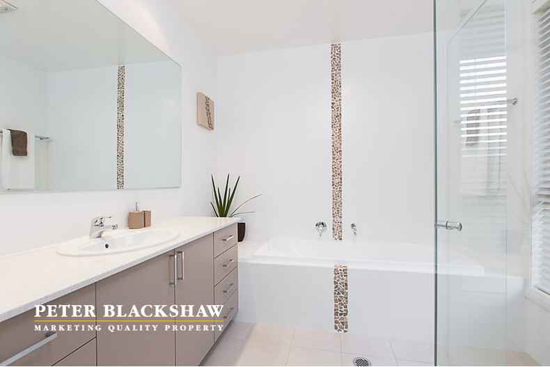 37 Olive Pink Crescent Banks 37 Olive Pink Crescent Banks