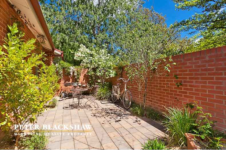 21 Throsby Crescent Narrabundah