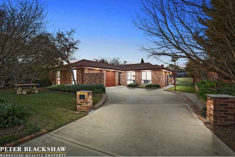 9 Edman Close Florey