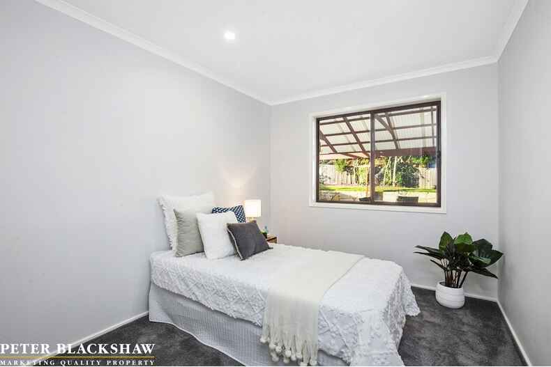 9 Edman Close Florey 9 Edman Close Florey