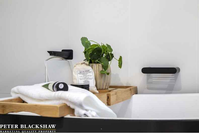 9 Edman Close Florey 9 Edman Close Florey