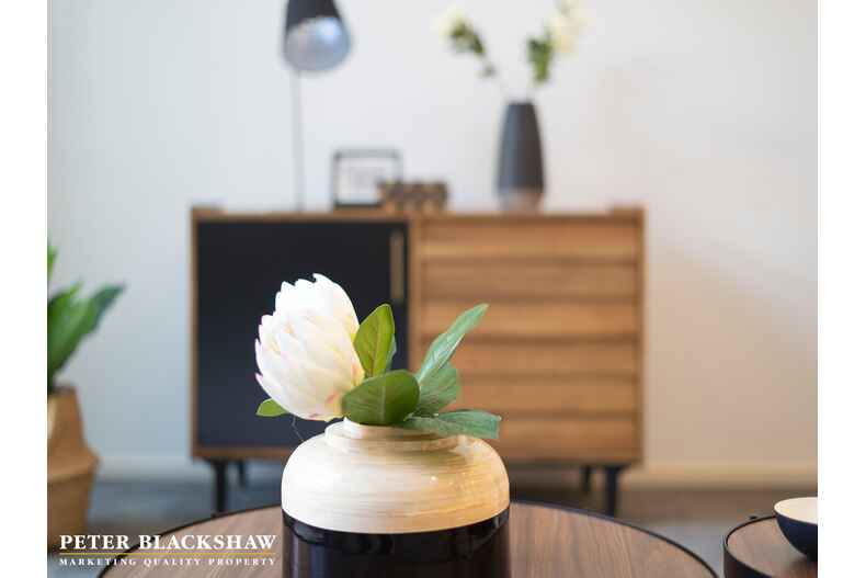 6/10 Burke Crescent Kingston 6/10 Burke Crescent Kingston