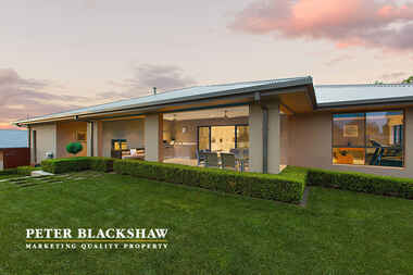 37 Olive Pink Crescent Banks