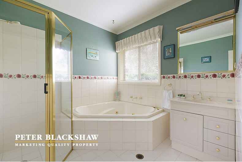 72 Rosewood Glen Jerrabomberra