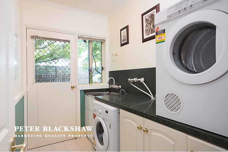 72 Rosewood Glen Jerrabomberra