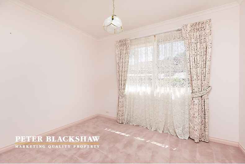 8/1 River Drive Queanbeyan