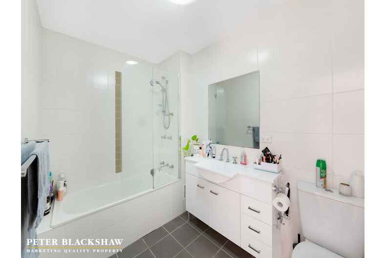 25/10 Burke Crescent Kingston 25/10 Burke Crescent Kingston