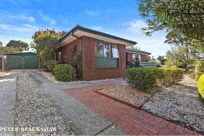 101 Beaurepaire Crescent Holt 101 Beaurepaire Crescent Holt